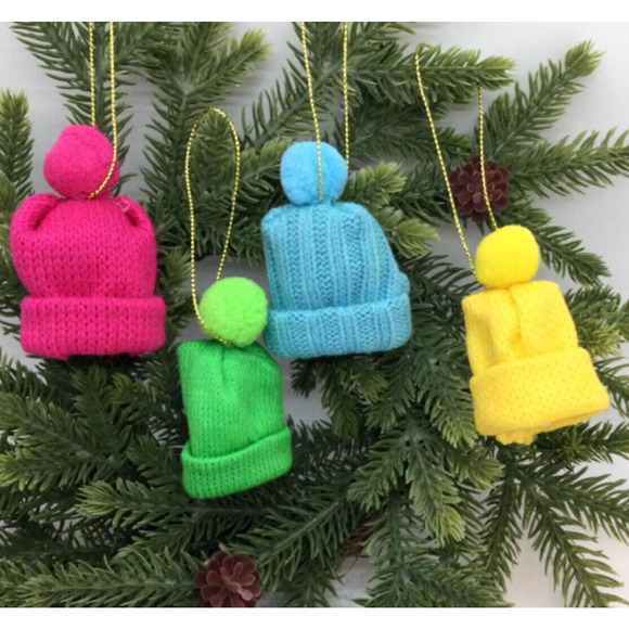 Knit Hat Toboggan Set/8 MINI TREE Ornaments Christmas Rainbow Colors New - Picture 4 of 6